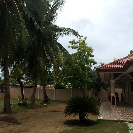 Luzmin Bh - Cottages And Bungalows